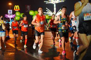 BIB: 2389, 23544, 20955
                            <button type="button" onclick="openModal(16166732)" class="btn btn-primary btn-sm float-right btn-popup" data-toggle="modal" data-target=".modal-high-quality">
                        <i class="fas fa-shopping-cart"></i> Add to Cart
                    </button>
                                            <button type="button" onclick="isThisMe(16166732, true)" class="btn btn-success btn-sm float-right btn-popup btn-isme hidden" data-toggle="tooltip" data-placement="bottom" title="นี่คือรูปของคุณใช่ไหม คลิกที่นี่เพื่อเอาเข้าอัลบั้ม">
                        <i class="fas fa-plus"></i> Add to album
                    </button>
                    <button type="button" onclick="isThisMe(16166732, false)" class="btn btn-warning btn-sm float-right btn-popup btn-isnotme hidden">
                        <i class="fas fa-ban"></i> Remove from album
                    </button>